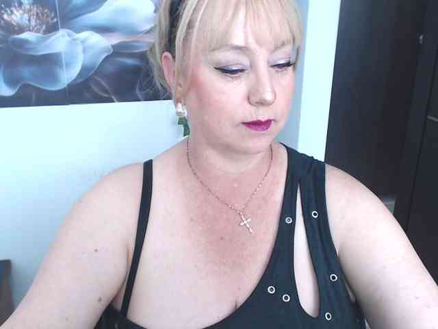 sweetsalo webcam