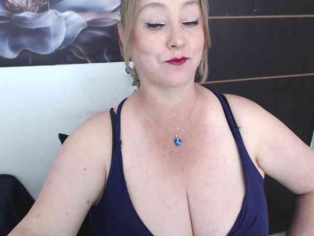 sweetsalo webcam
