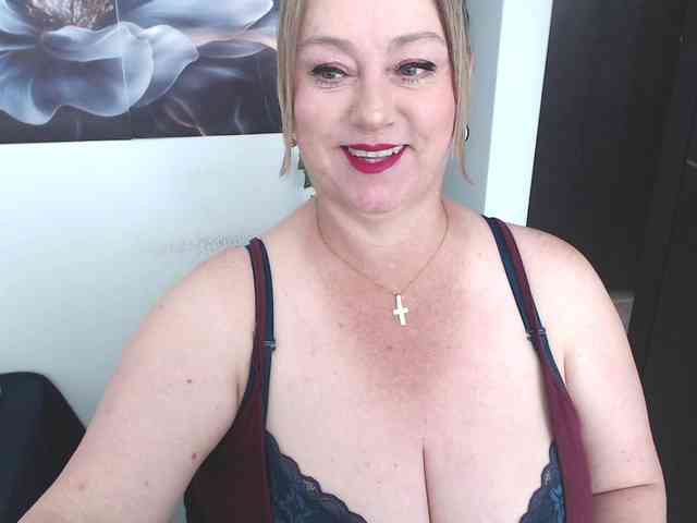 sweetsalo webcam