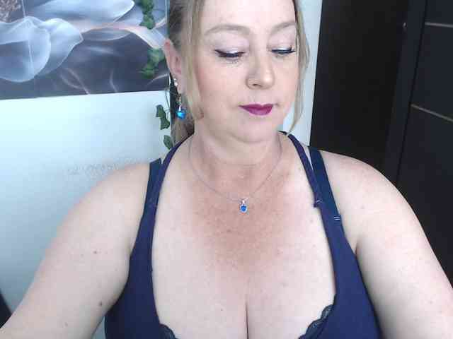 sweetsalo webcam
