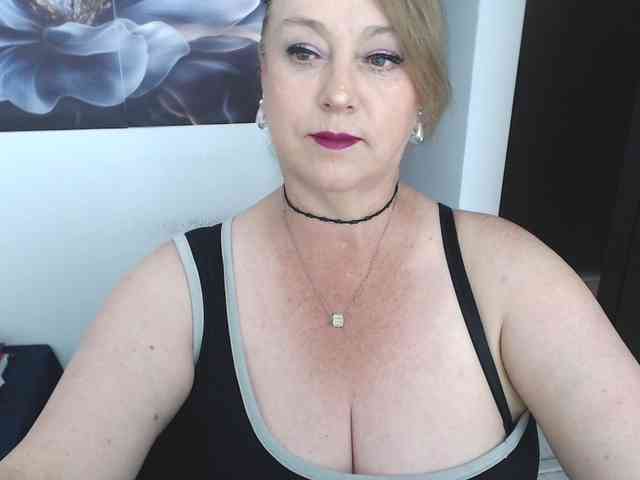 sweetsalo webcam