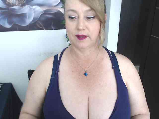 sweetsalo webcam