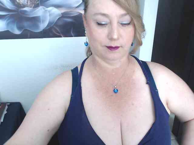 sweetsalo webcam