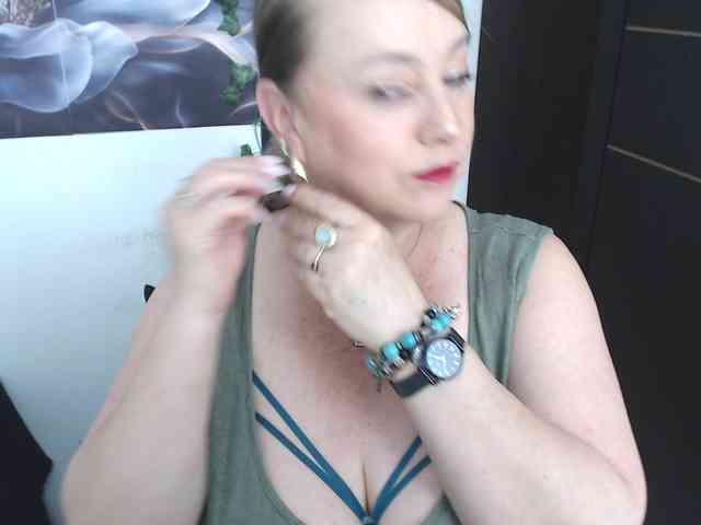 sweetsalo webcam