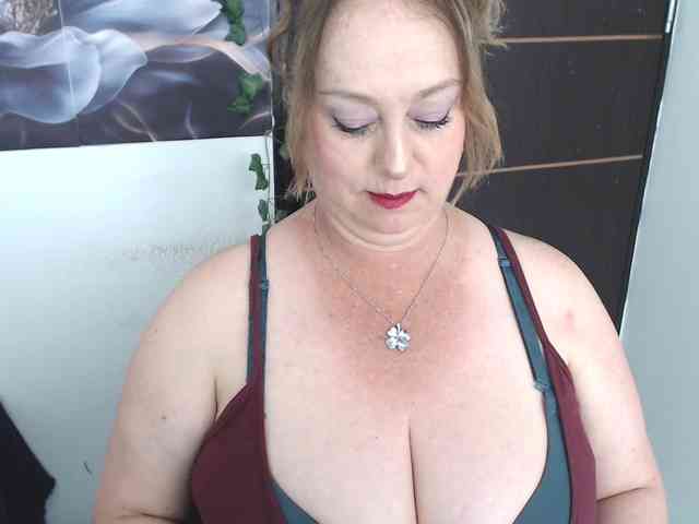 sweetsalo webcam