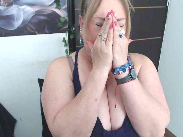 sweetsalo webcam