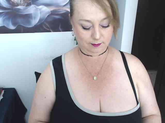 sweetsalo webcam