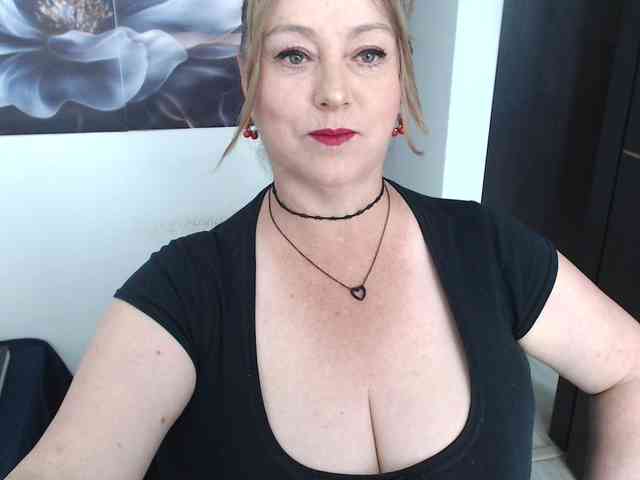 sweetsalo webcam