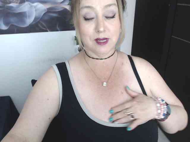 sweetsalo webcam