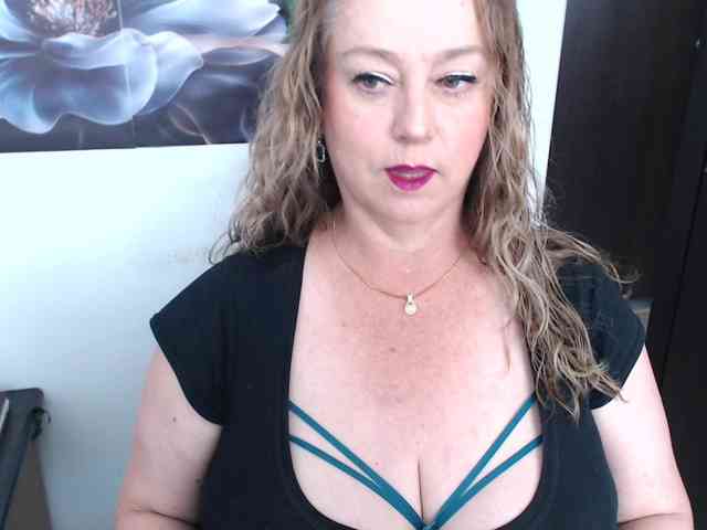 Modelo: sweetsalo