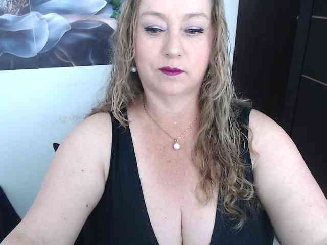 sweetsalo webcam