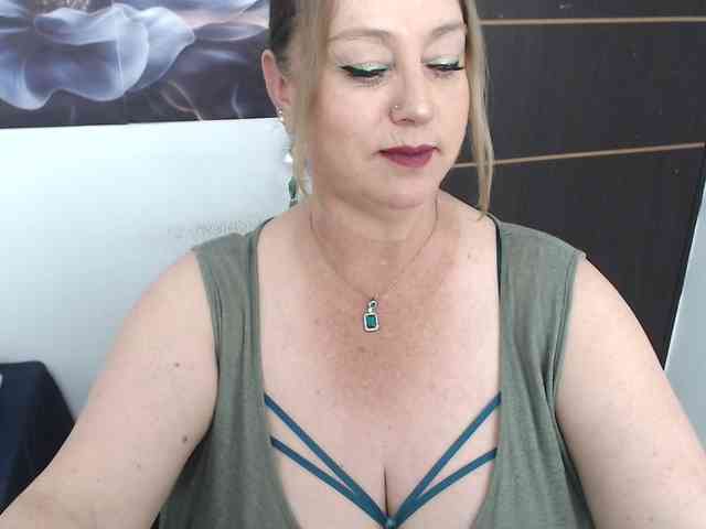 sweetsalo webcam