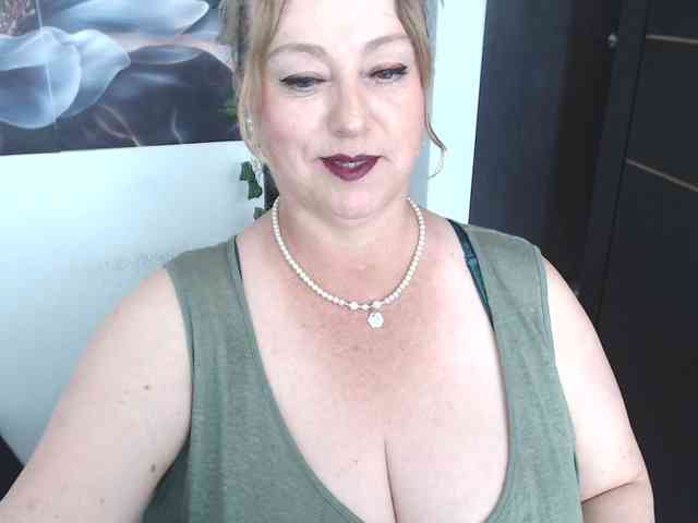 sweetsalo webcam
