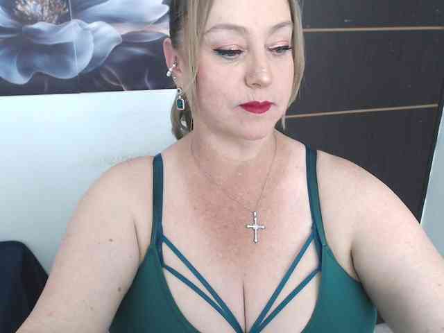 sweetsalo webcam