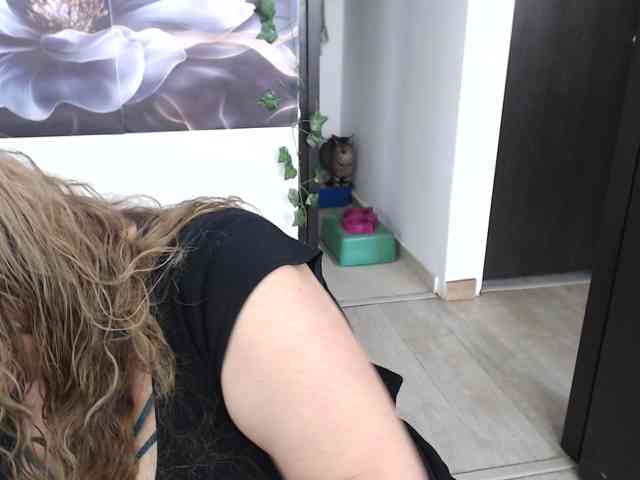 Modelo: sweetsalo