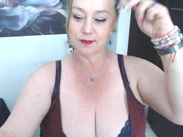 sweetsalo webcam