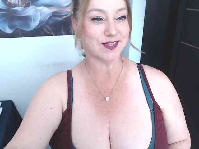 sweetsalo webcam
