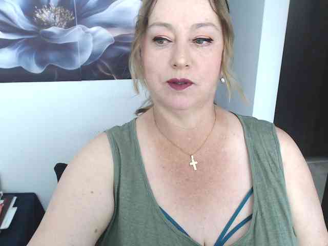 sweetsalo webcam