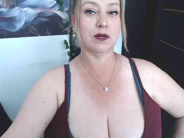 sweetsalo webcam