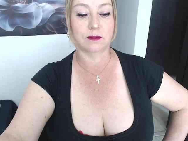 Modelo: sweetsalo