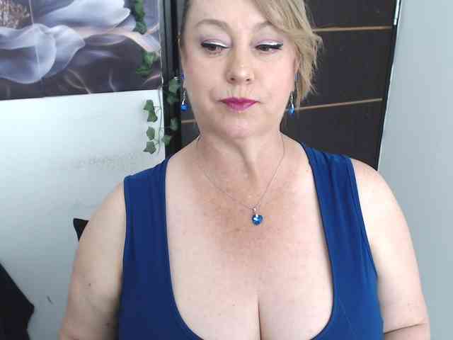 sweetsalo webcam