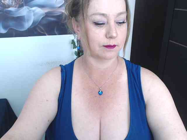 sweetsalo webcam