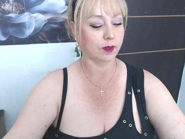 sweetsalo webcam