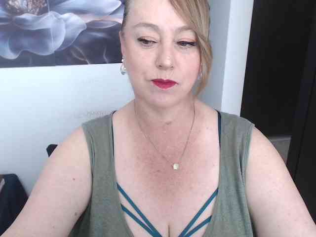 sweetsalo webcam