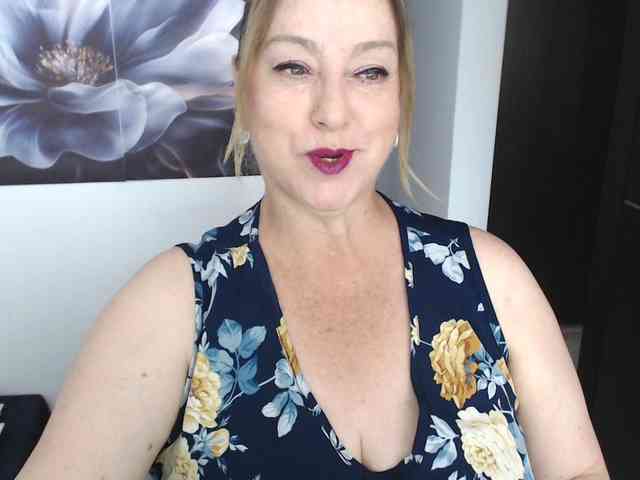 sweetsalo webcam
