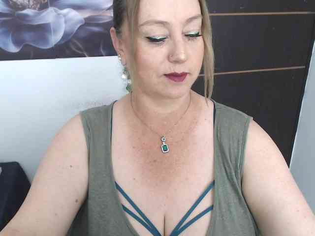 sweetsalo webcam
