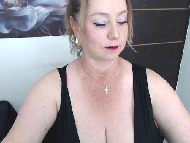 sweetsalo webcam