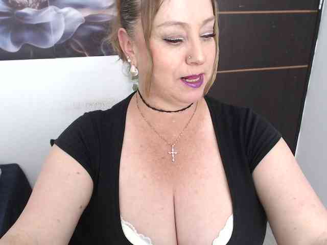 sweetsalo webcam