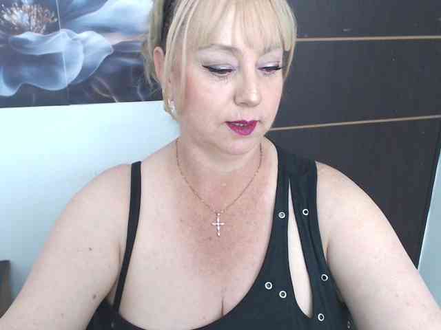 sweetsalo webcam