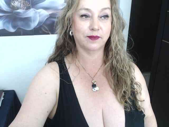 sweetsalo webcam