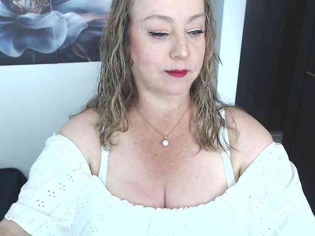sweetsalo webcam