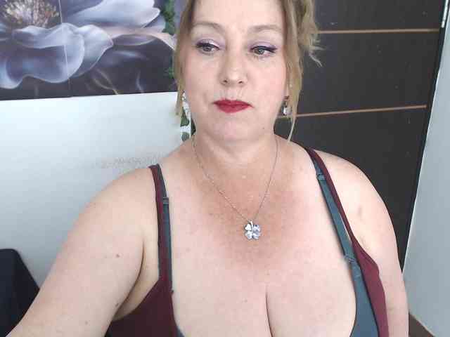 sweetsalo webcam