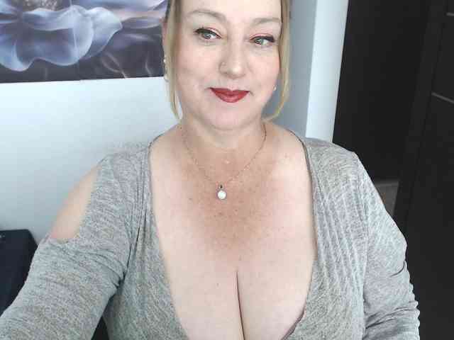 sweetsalo webcam