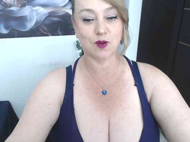 sweetsalo webcam