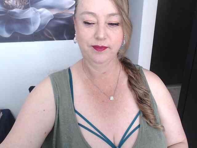 sweetsalo webcam
