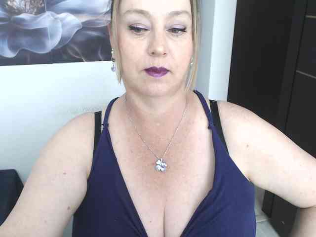 sweetsalo webcam