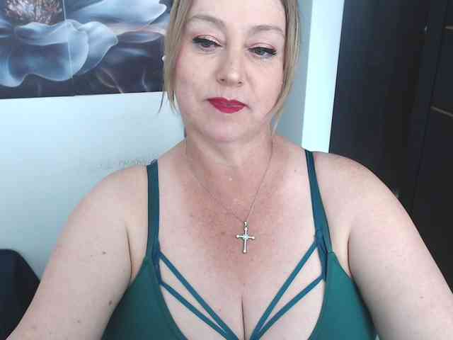 sweetsalo webcam