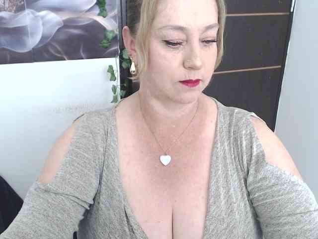 sweetsalo webcam