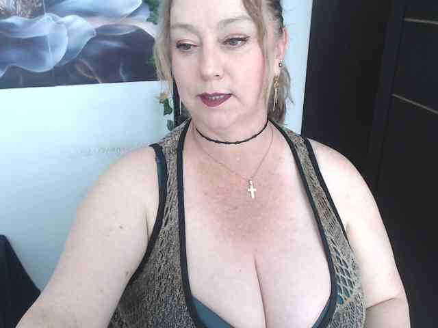 sweetsalo webcam