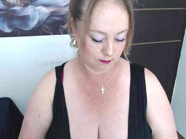 sweetsalo webcam