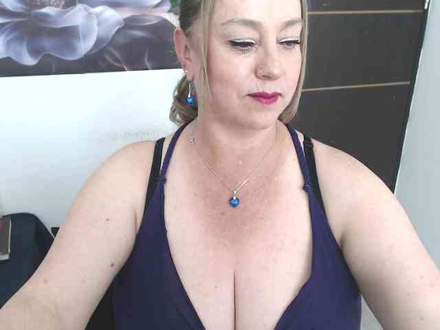 sweetsalo webcam