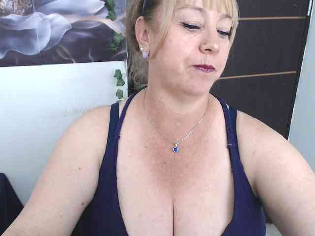 sweetsalo webcam