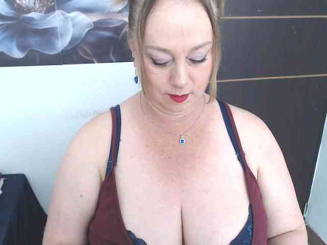 sweetsalo webcam