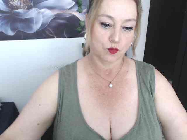 sweetsalo webcam