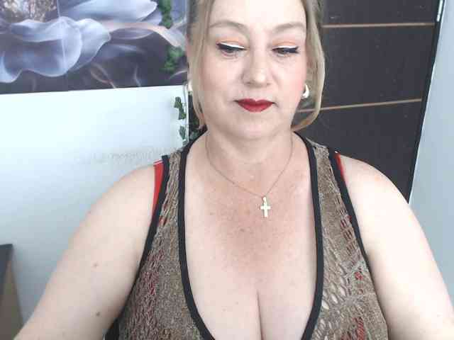 sweetsalo webcam