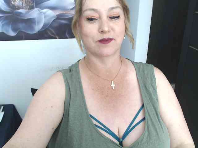 sweetsalo webcam